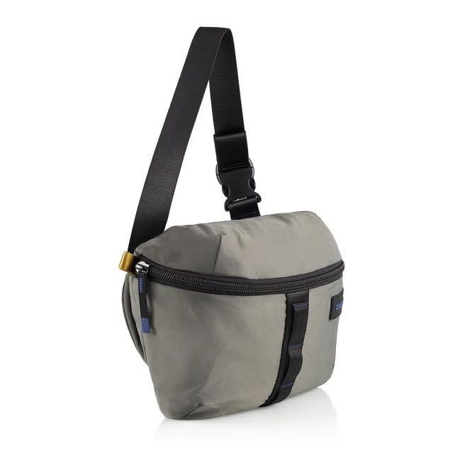 Crumpler sale belt bag