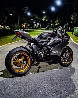 (Category: ) located in . Submitted by ducabike (Listing ID 1162194933, Image 1). Description: .