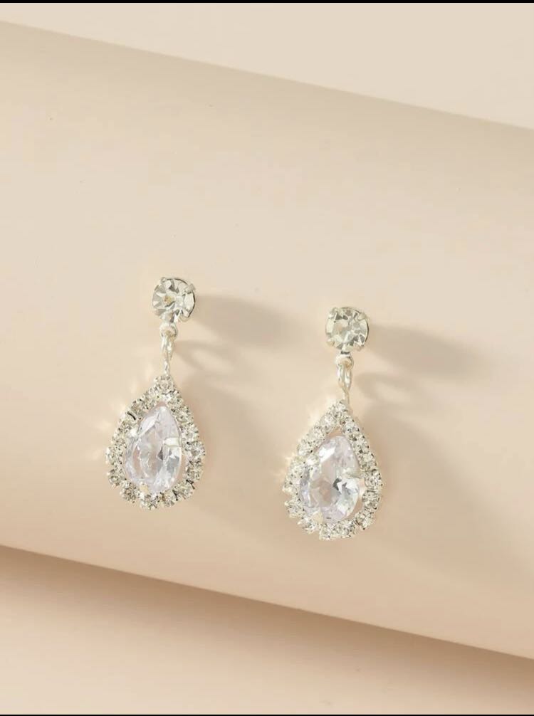 Elegant earrings formal shop