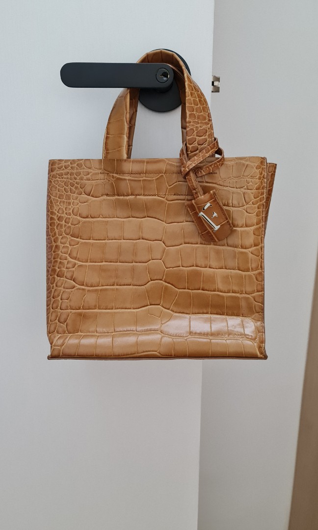 Furla vintage online