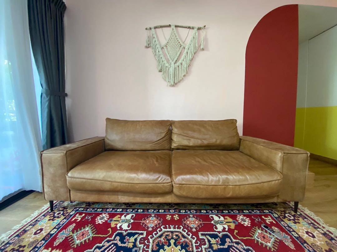 Grey and sanders shop sofa