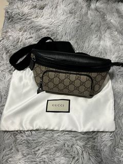 gucci supreme belt bag review