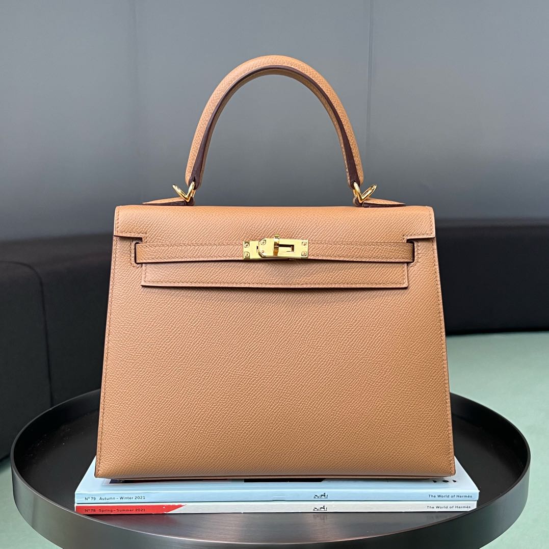 NEW Hermes Kelly 25 Sellier Chai Epsom Ghw, Luxury, Bags & Wallets on  Carousell