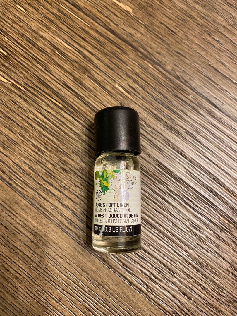 Home Fragrance Burner + The Body Shop Aloe & Soft Linen Home Fragrance