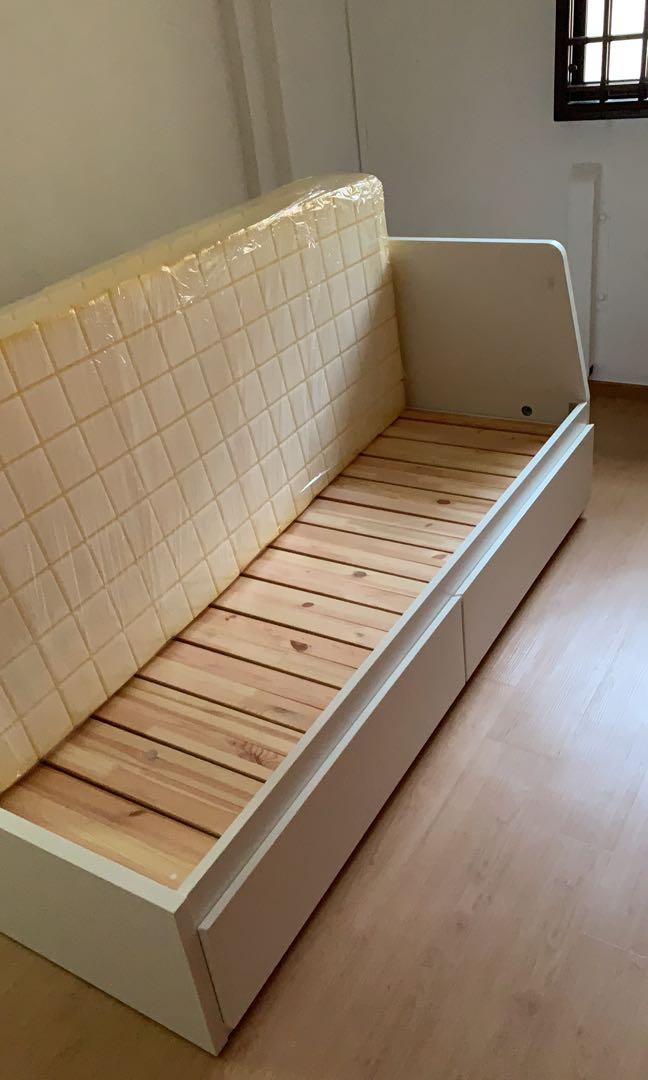 Ikea day bed Flekke (pull out, storage bed, single, mattress