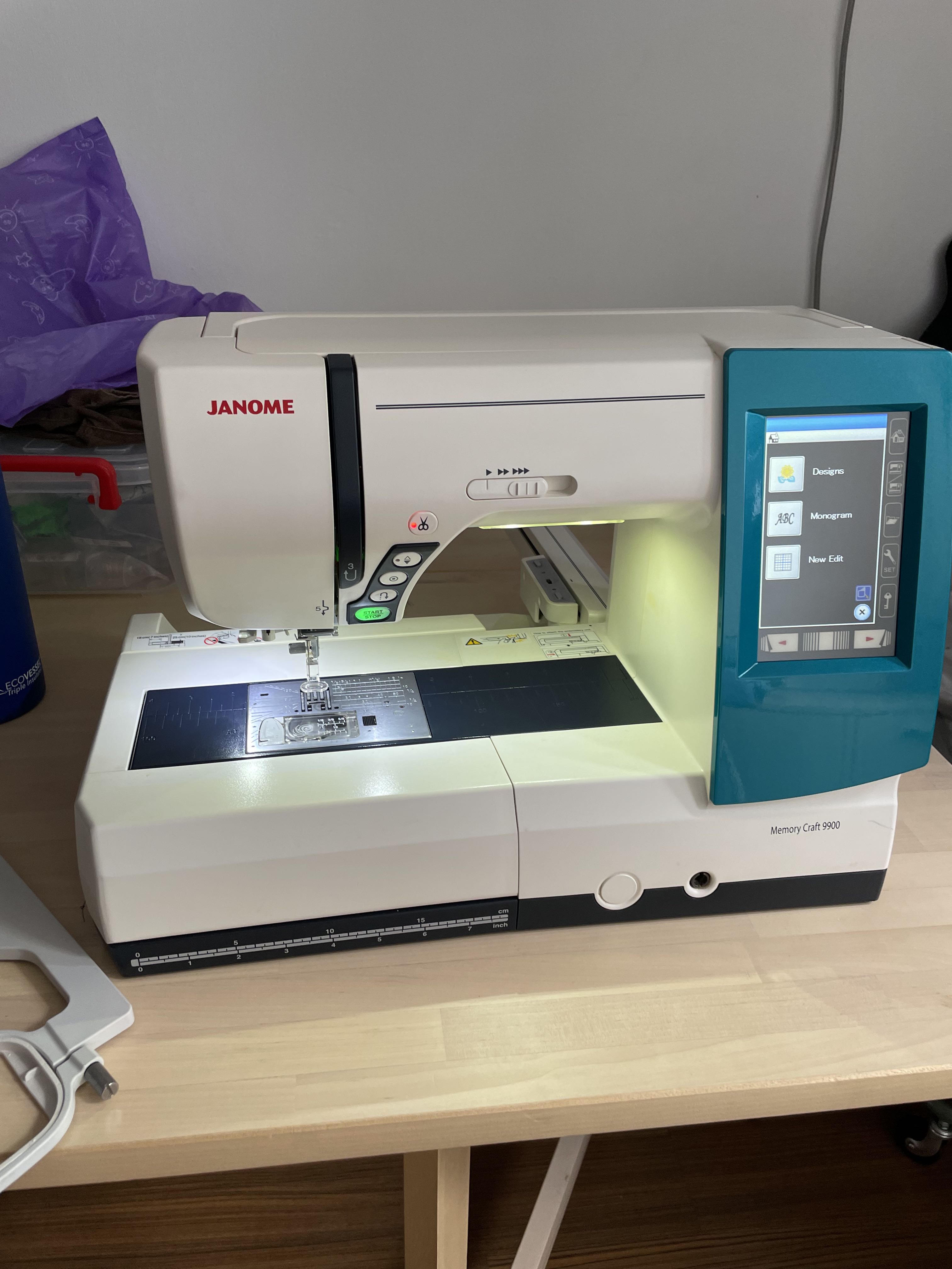 Janome Memory Craft 9900, Hobbies & Toys, Stationery & Craft, Craft