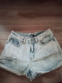(Category: ) located in . Submitted by crizzy01 (Listing ID 1162273854, Image 1). Description: .