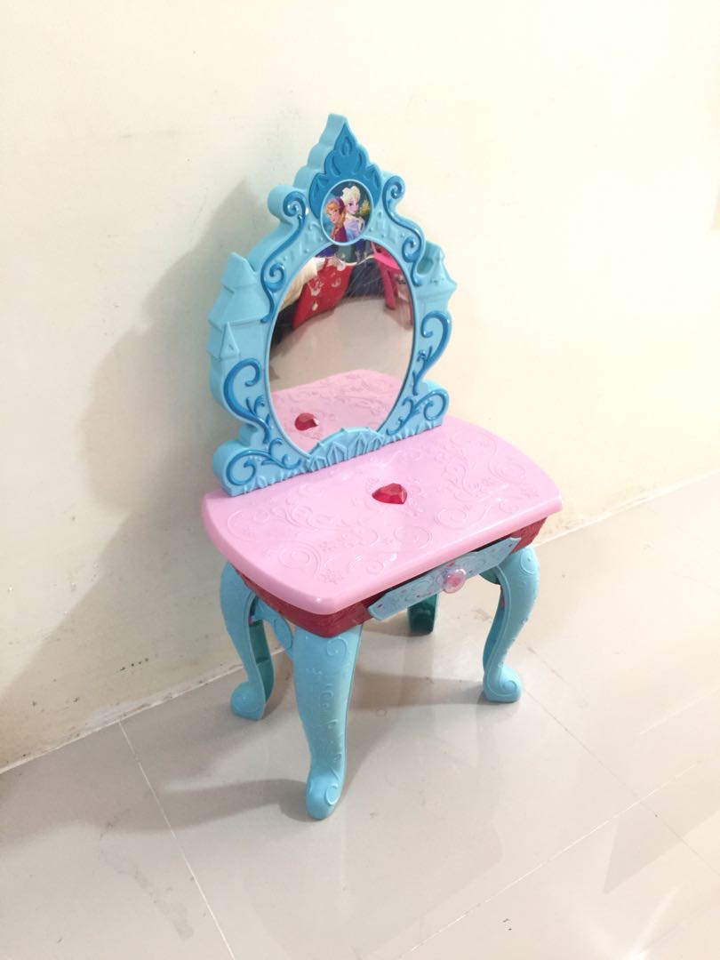 Kids Vanity (Disney frozen Crystal kingdom vanity), Babies & Kids, Baby