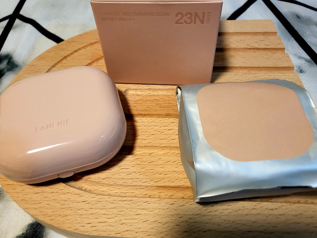 Laneige Neo Cushion Glow SPF50 with Extra Refill #23 Sand