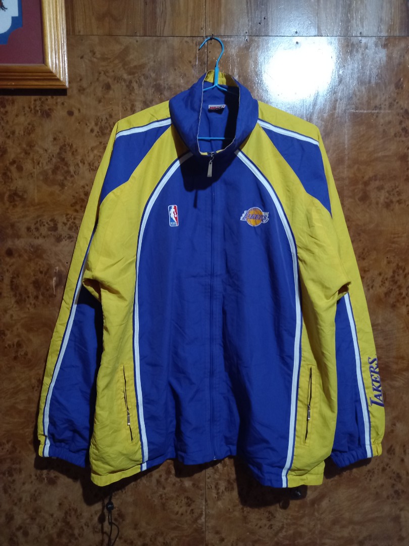 Nike Lakers warm up jacket, Men's Fashion, Activewear on Carousell