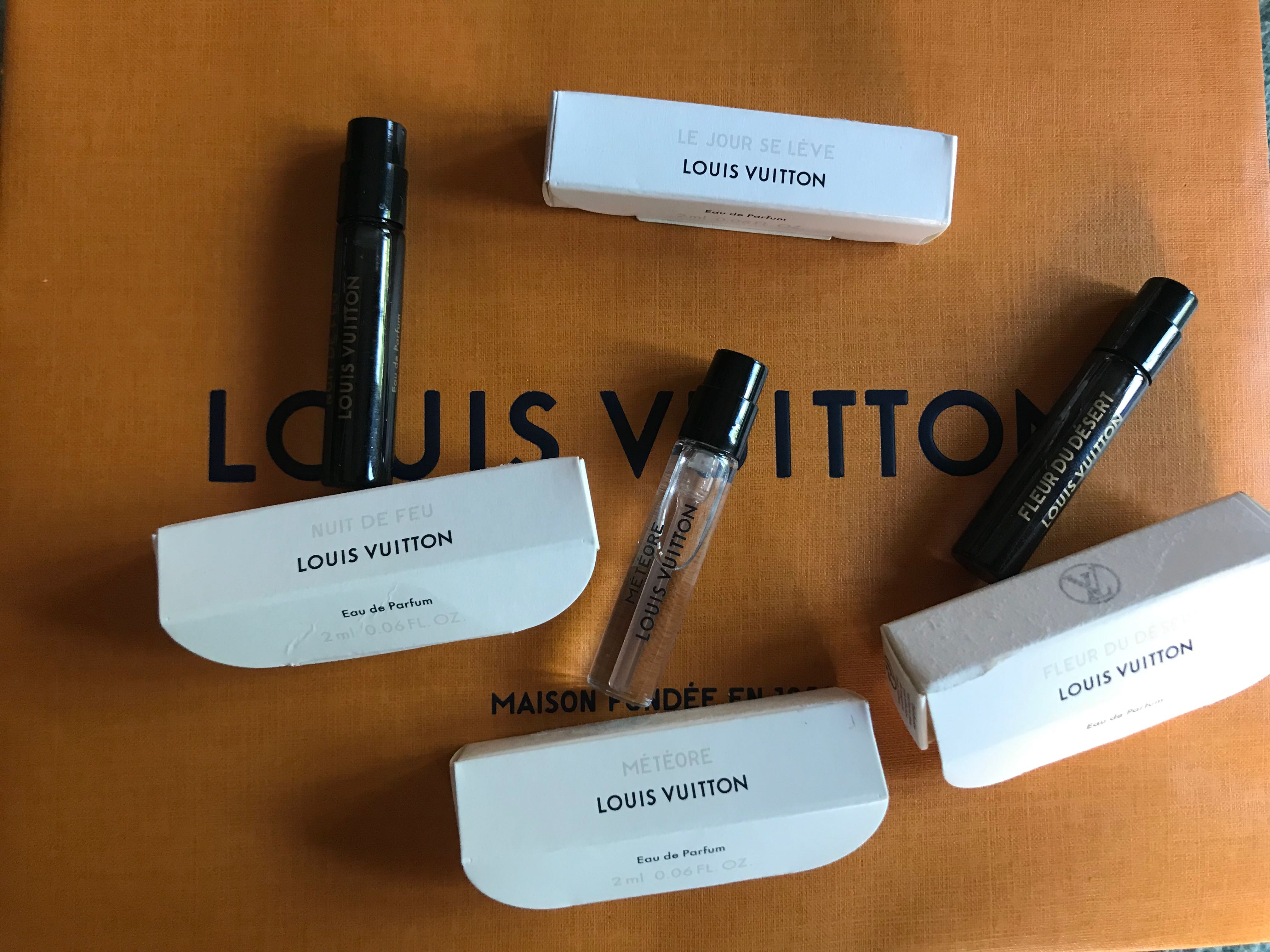 Mencium Aroma Wewangian Louis Vuitton Fluer du Désert