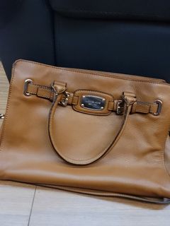 （分類：）位於 。 由 thomas.i 提交（商品編號 1162296870，圖片 1）。簡介： 。