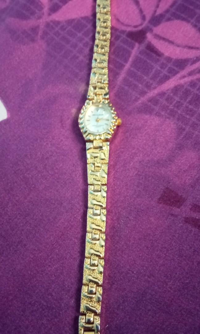 Milan diamond quartz