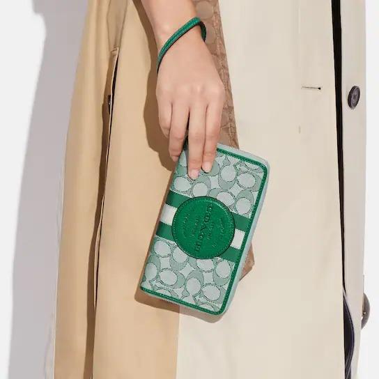 Coach wallet with phone pocket hotsell