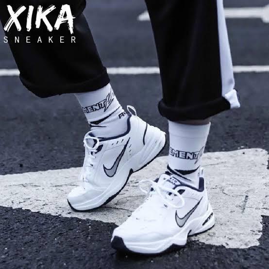 nike air monarch in street