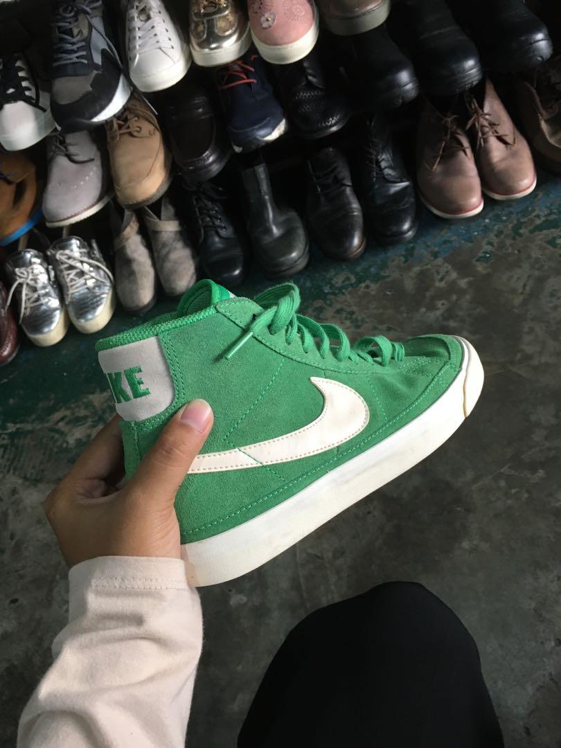 NIKE BLAZER MID 77 SUEDE PINE GREEN
