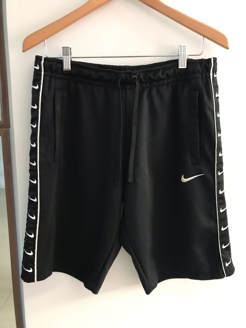 Nike Shorts Size Medium 32-33 Length 19 
