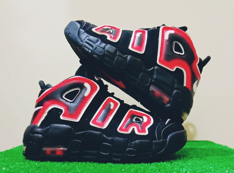 Nike uptempo sales boys