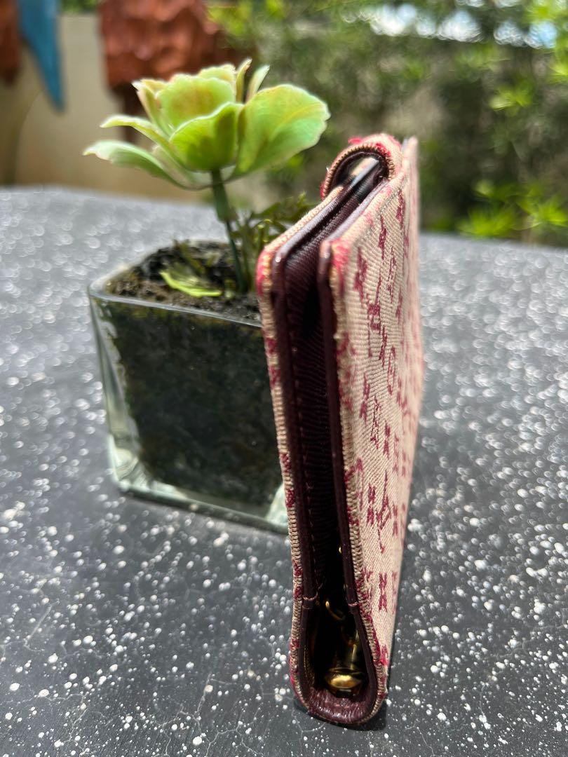 Original Louis Vuitton Mini Lin Agenda PM (Category: Luxury Bags & Wallets) located in Cabanatuan. Submitted by meyrasol (Listing ID 1162228162, Image 3). Description: normal signs of use.