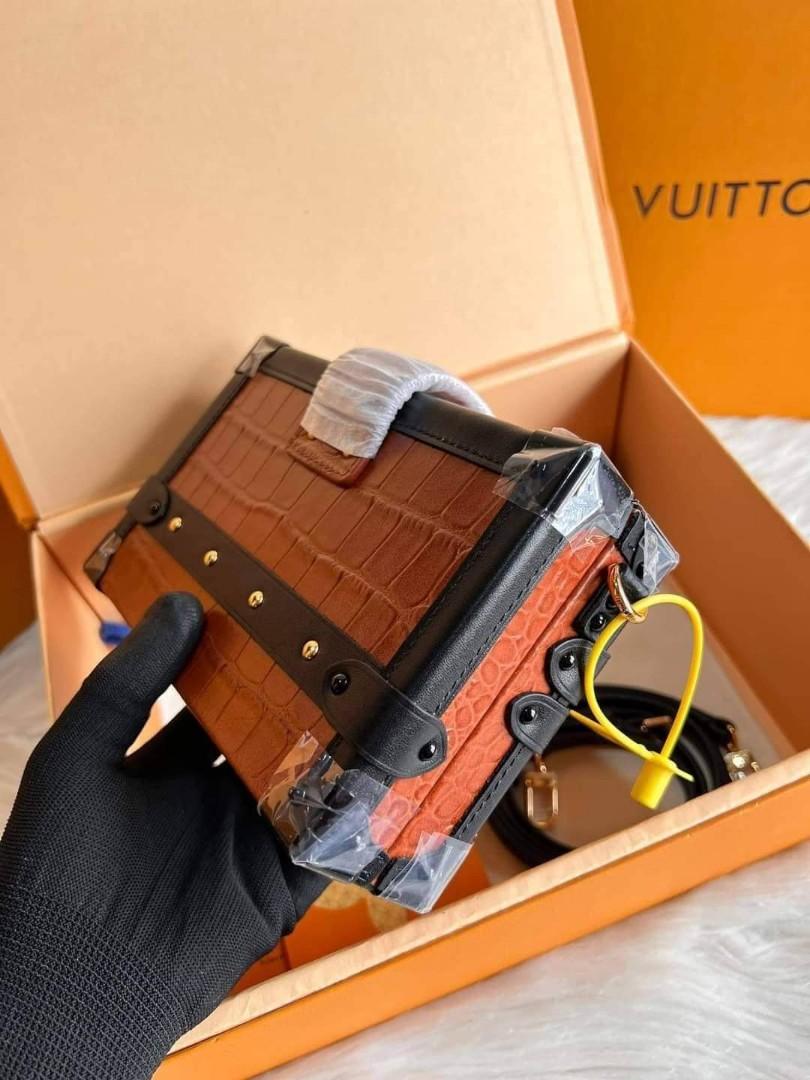 Petite malle (Category: Luxury Bags & Wallets) located in Makati City. Submitted by luxurbagonlineshop (Listing ID 1162328173, Image 3). Description: .
