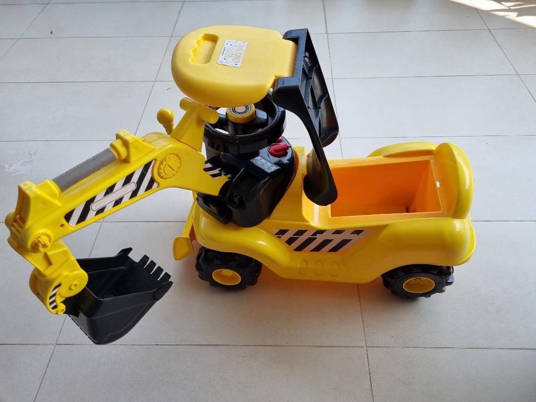 Rideon Digger Construction Truck, Babies & Kids, Infant Playtime on