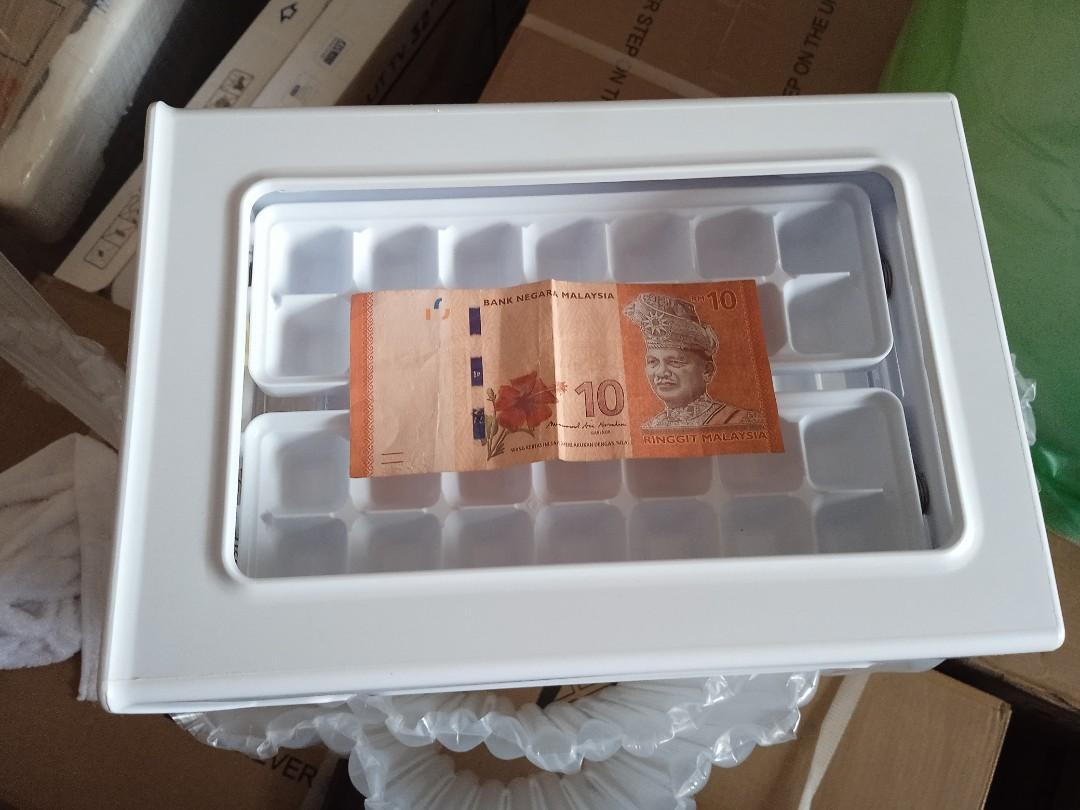 Samsung original Movable Ice Maker, Furniture & Home Living, Kitchenware & Tableware, Food