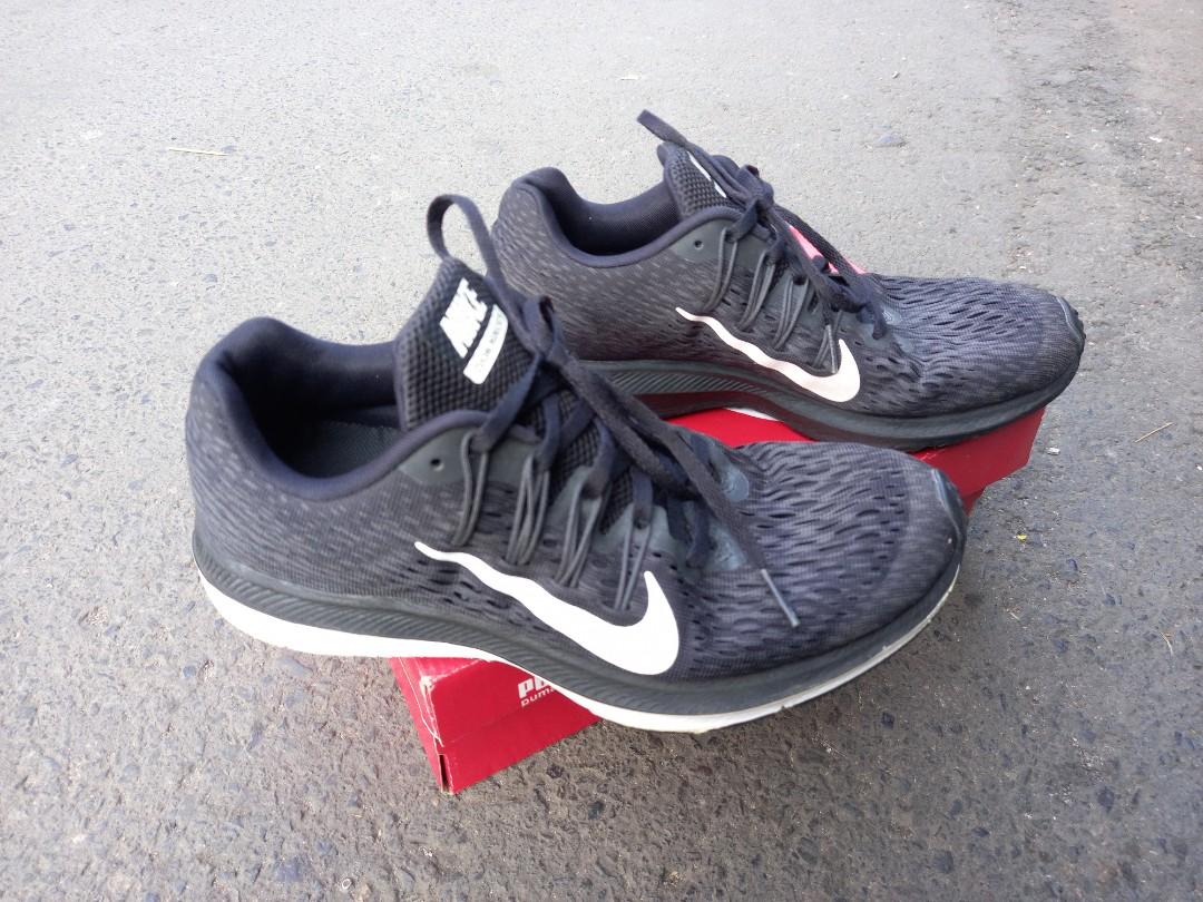 Sepatu Running nike zoom winflo 5 size 41, Fesyen Pria, Sepatu , Sneakers  di Carousell