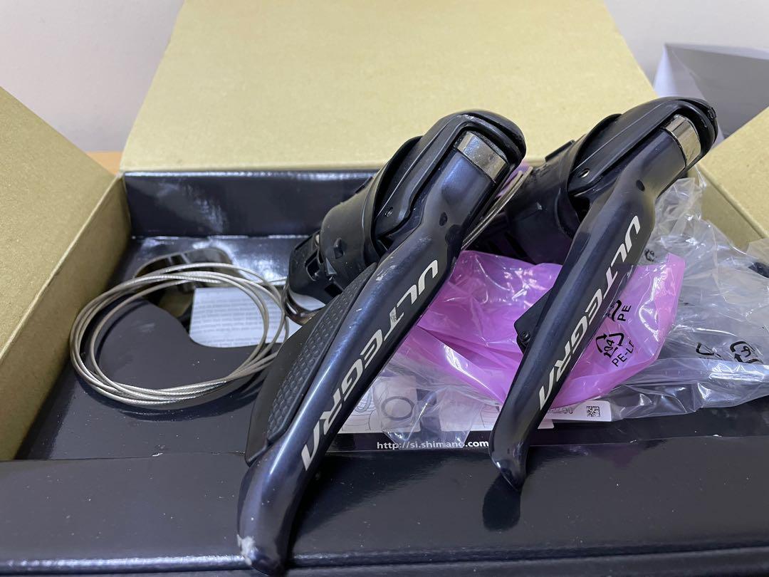 Shimano Ultegra Shifters R8050(Di2) for Rim Brakes, Sports Equipment