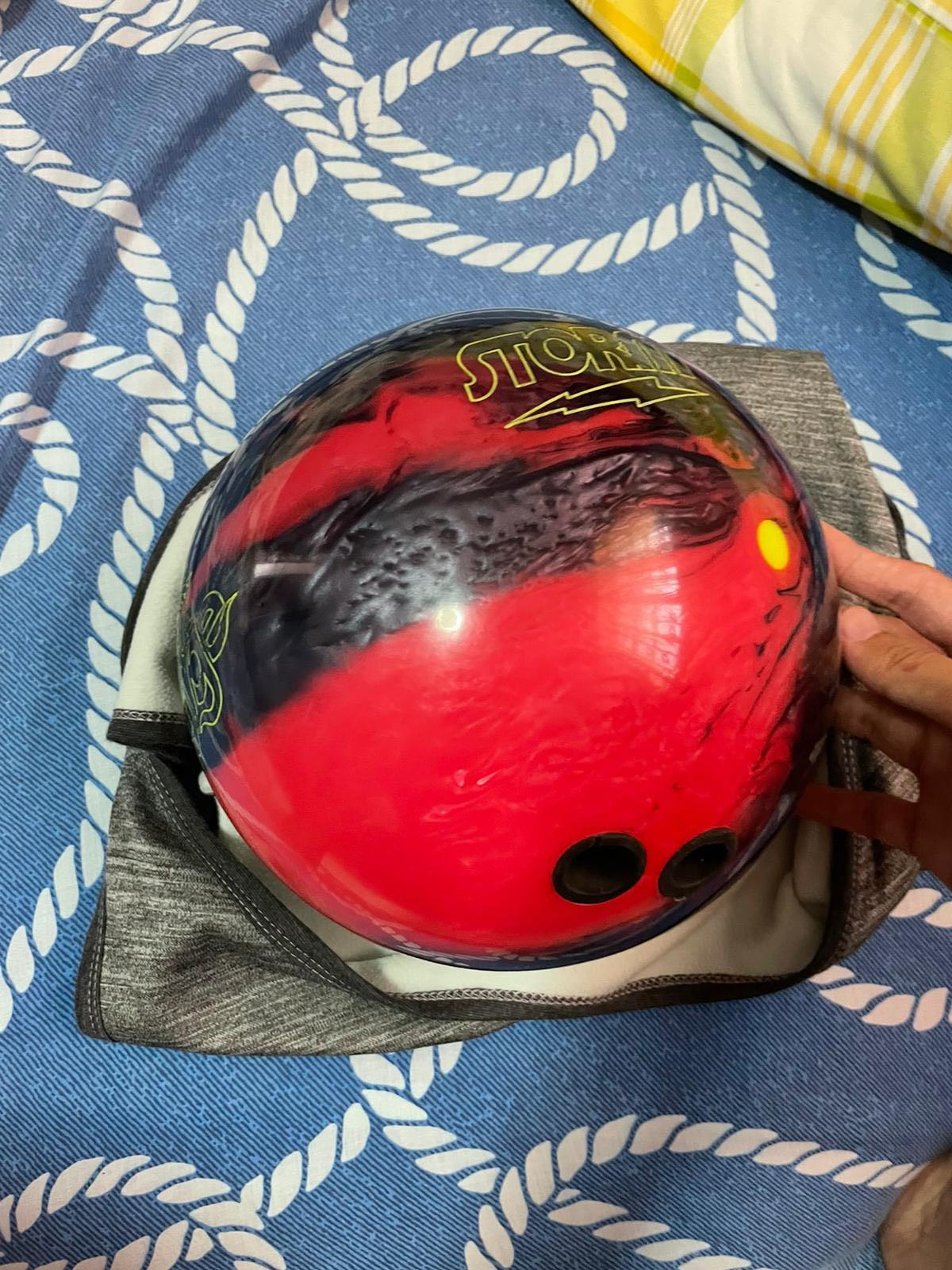 STORM TROPICAL BLACK/BLUE 15P 新品未使用 並行輸入品】Storm トロピカルサージドリル済みボウリングボール