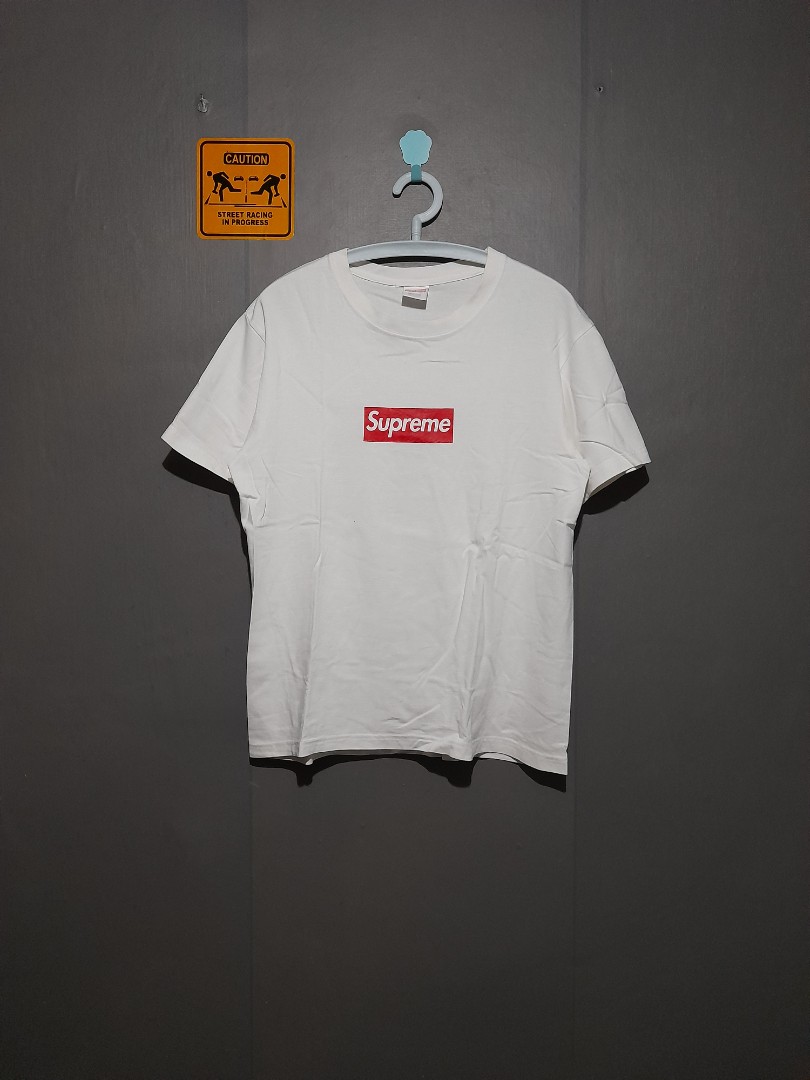 Supreme Box Logo Shirt, Men's Fashion, Tops & Sets, Tshirts & Polo Shirts  on Carousell