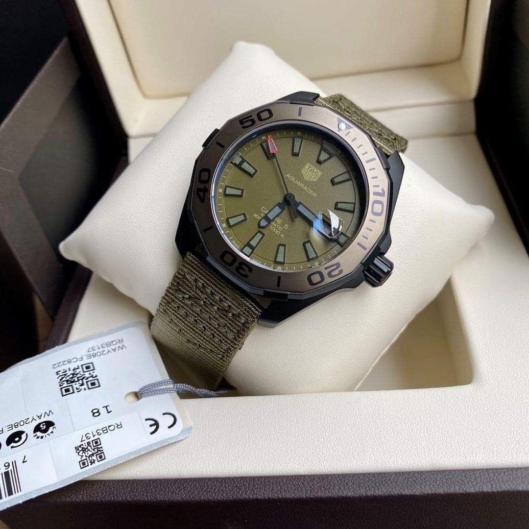 Tag heuer aquaracer calibre best sale 5 khaki