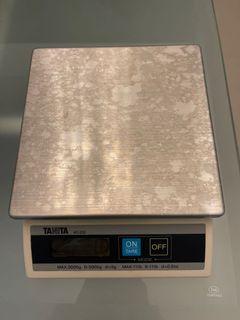 TANITA Japan KD200 Electronic Kitchen Scale