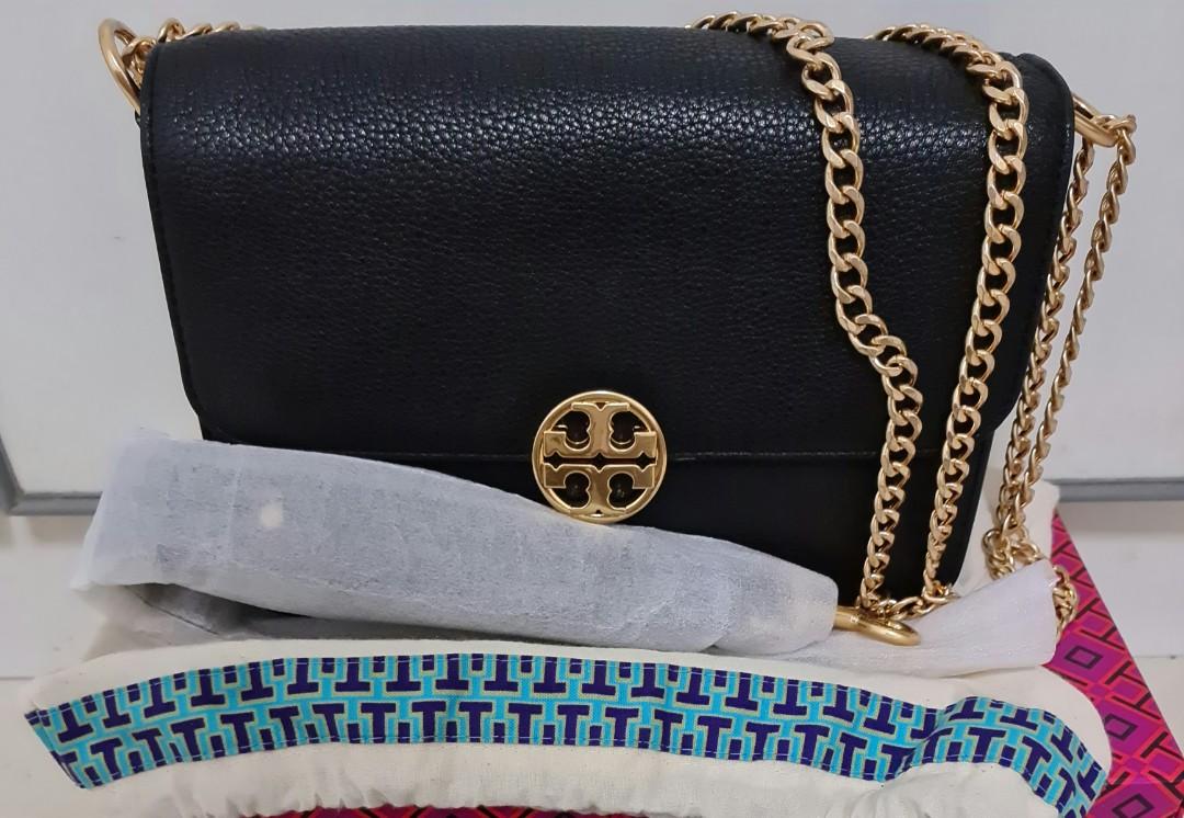 Tory Burch black bag with Tory Burch black wedge shoes, Women's Fashion,  Bags & Wallets, Shoulder Bags on Carousell