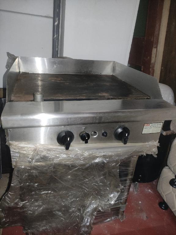 Used Berjaya Gas Griddle, Furniture & Home Living, Kitchenware
