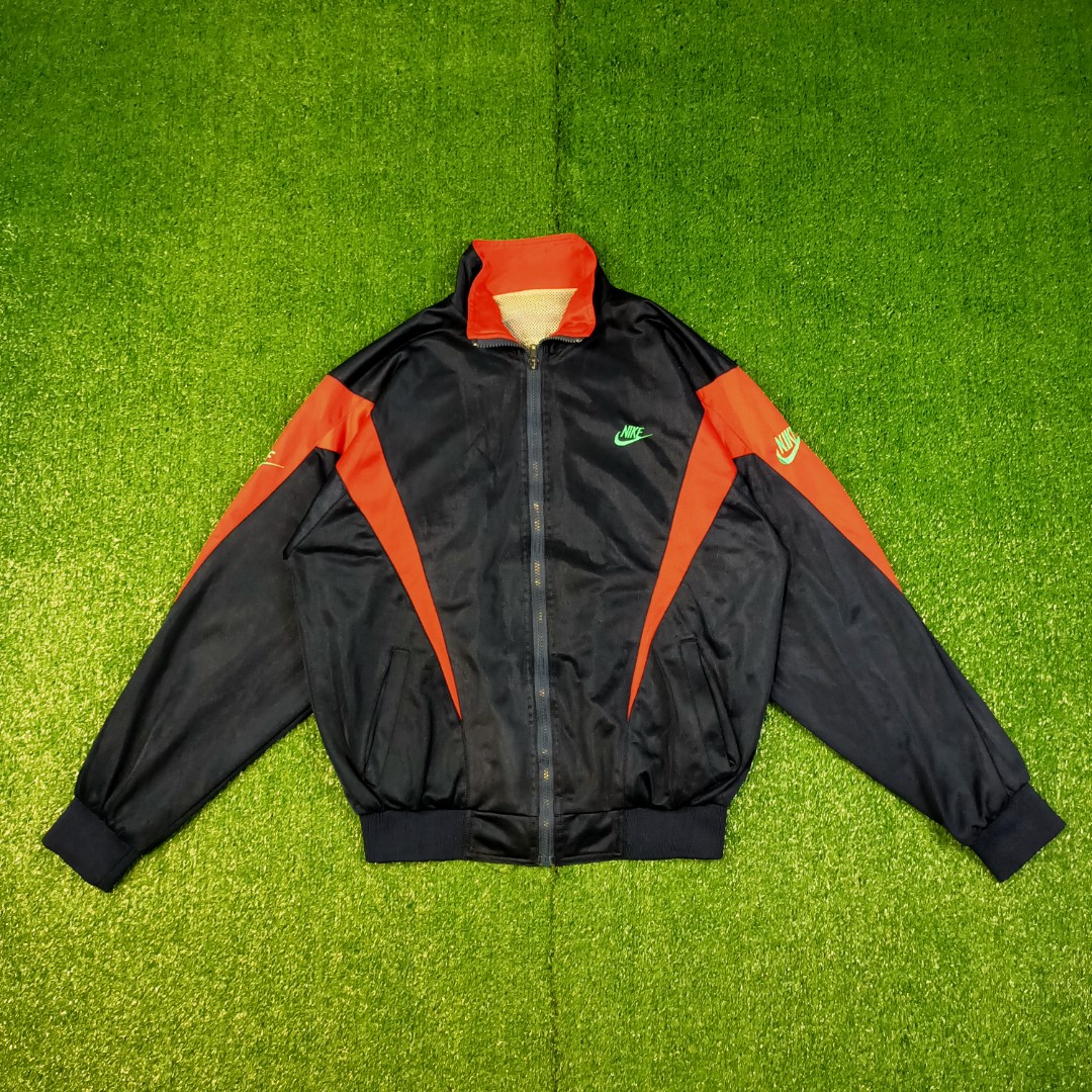 nike swoosh jacket vintage