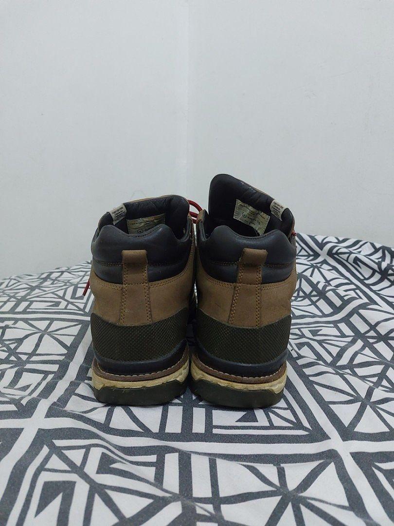 VISVIM - SERRA BOOTS (Category: Boots) located in Cavite. Submitted by _Gizmo (Listing ID 1162324448, Image 3). Description: Visvim - Serra Boots Size 10 Used/Good Condition Flaw: Sign of usage "Please refer to all uploaded photos." 6,000 + Shipping Fee.
