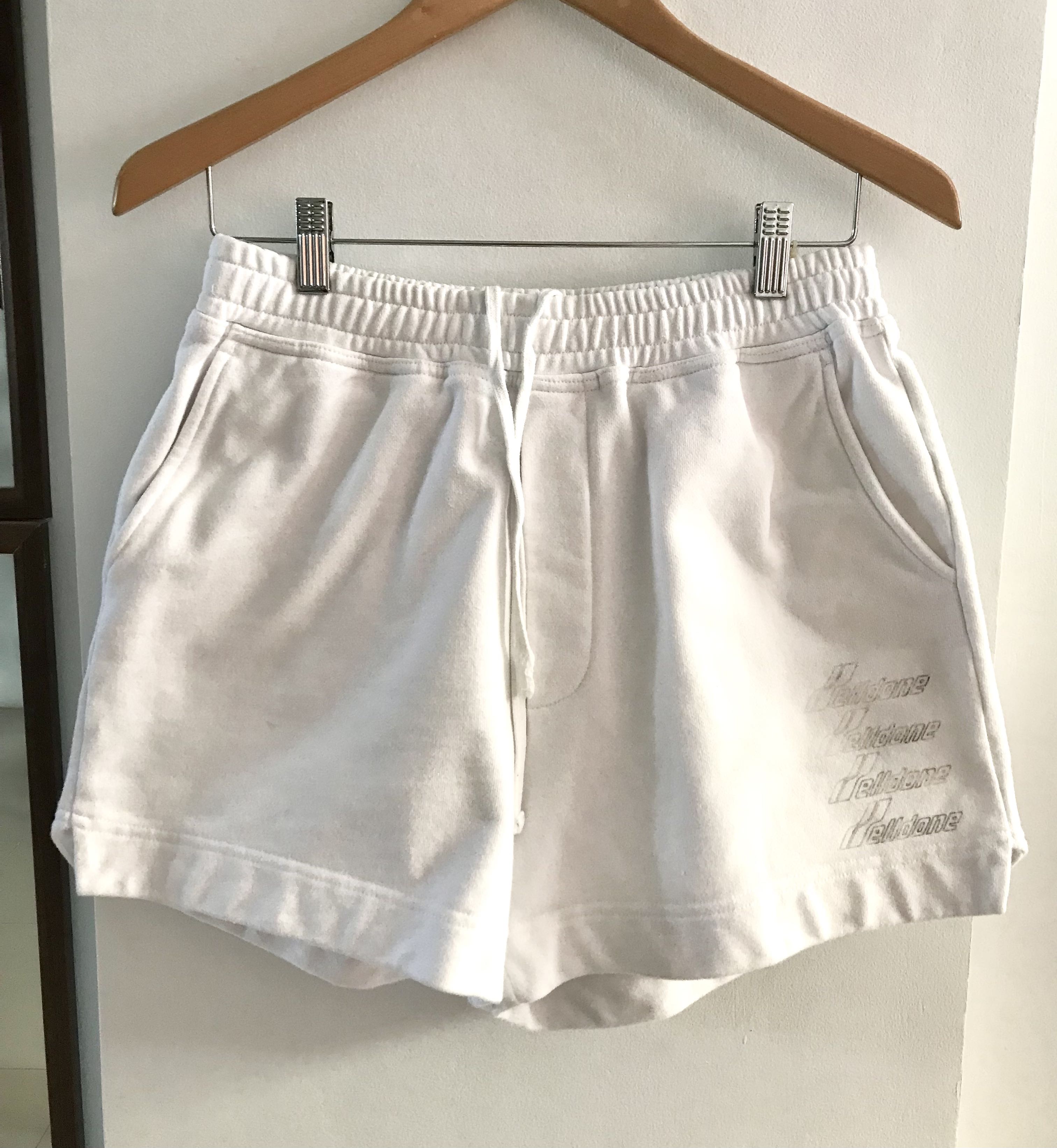 We11done shorts Size 32-34 max Length 15 inches Slightly fade ...