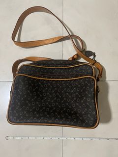 （分類：）位於 。 由 rlo208 提交（商品編號 1162301769，圖片 1）。簡介： 。