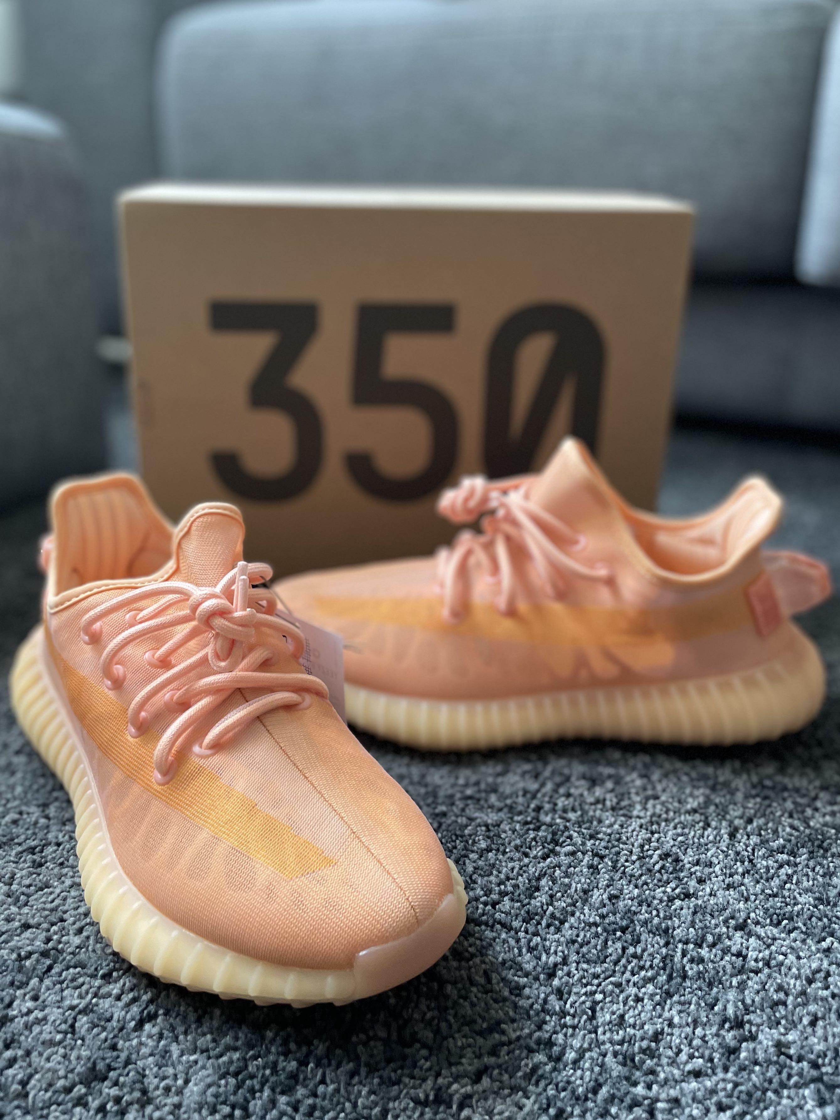 Yeezy 350 V2 Mono Clay