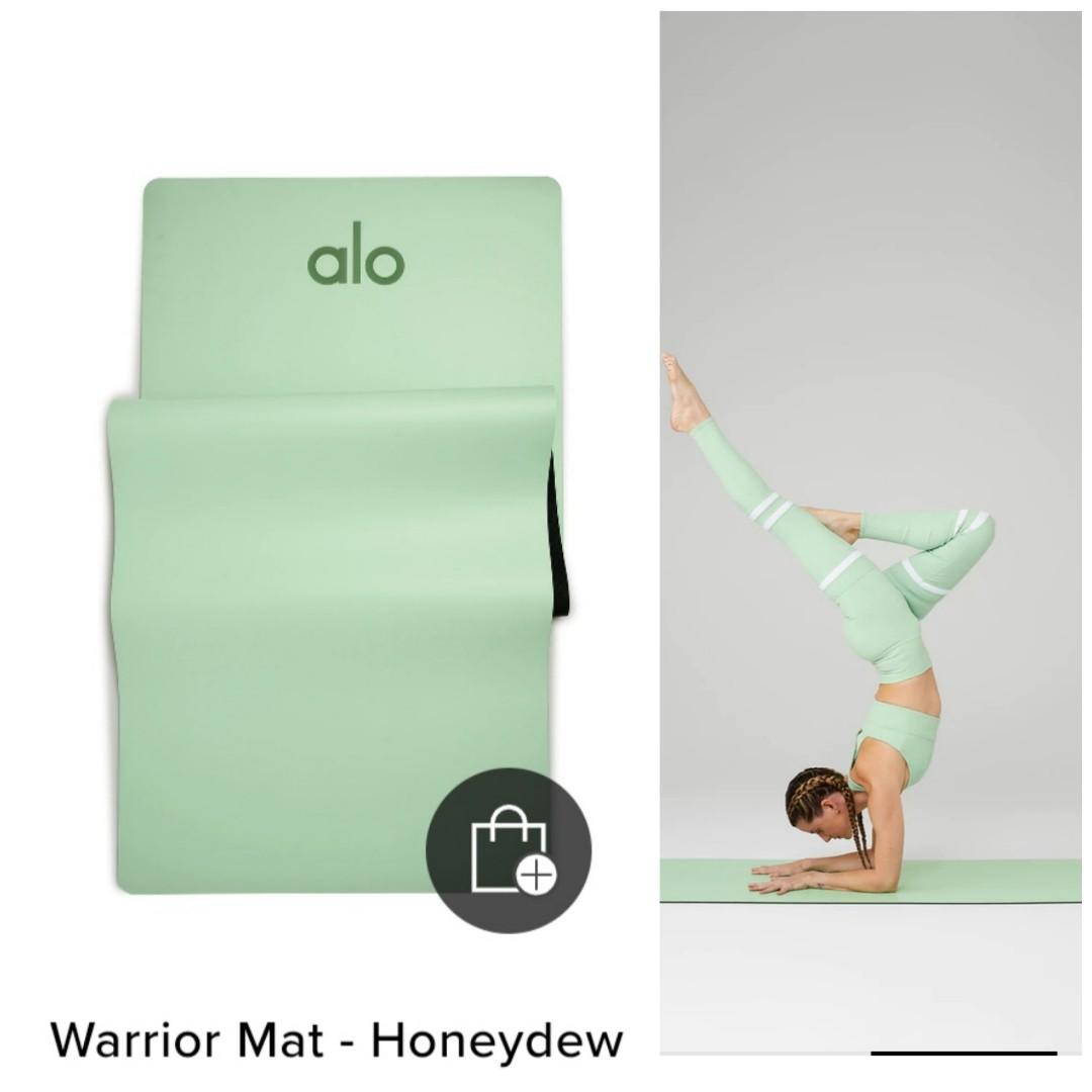 Alo yoga mat warrior mat smoky quartz, Sports Equipment, Exercise &  Fitness, Exercise Mats on Carousell