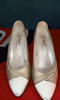 Bally heeled shoes size