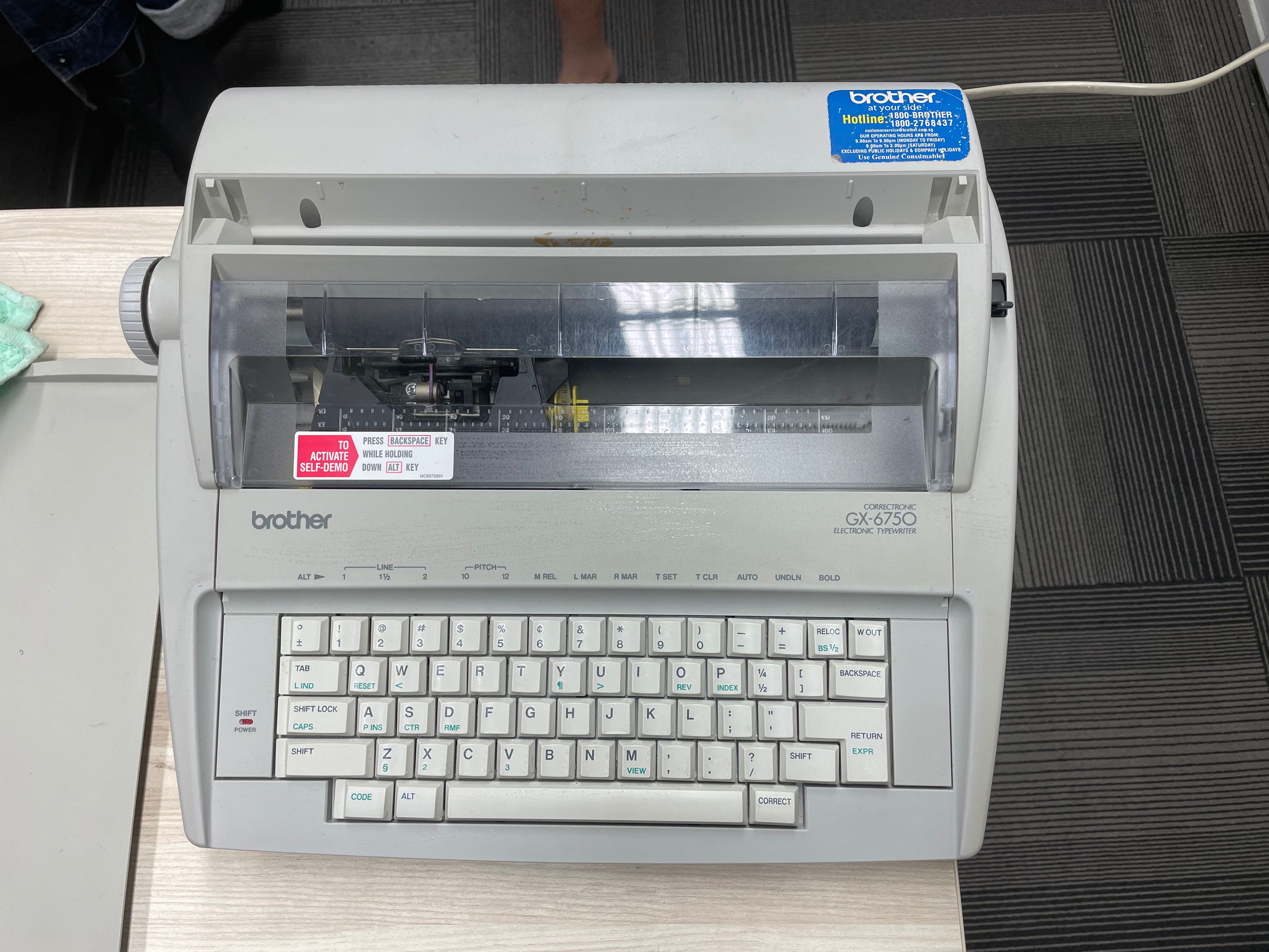 Brother GX6750 Electric Typewriter, Computers & Tech, Office
