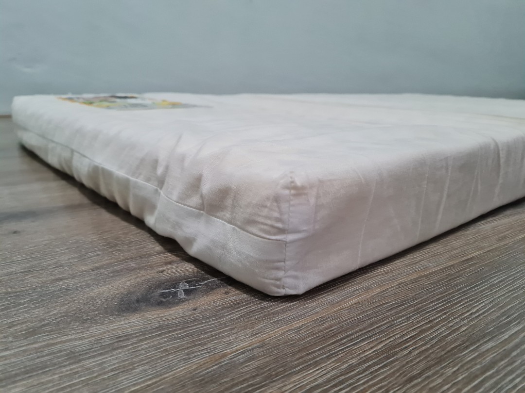 Bumble bee latex mattress 2025