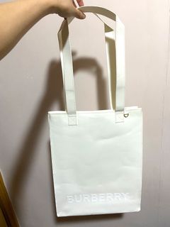 （分類：）位於 。 由 cobytt 提交（商品編號 1162543352，圖片 1）。簡介： 。