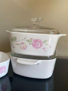 CorningWare (Corning Ware Made in USA)  Country Rose 1.5 Litre Casseroles