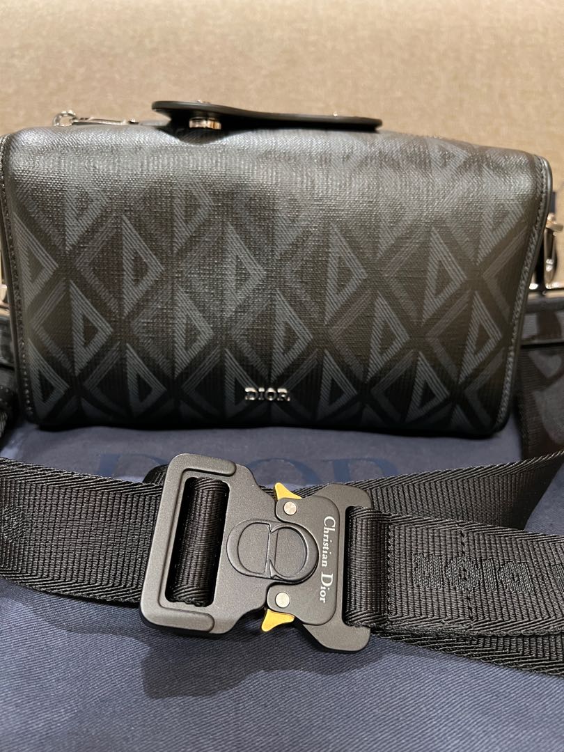Dior Lingot 22 CD Diamond Canvas Bag Review!!! Unreal 5-day shipping to  Canada via China Post!!! : r/DHgate