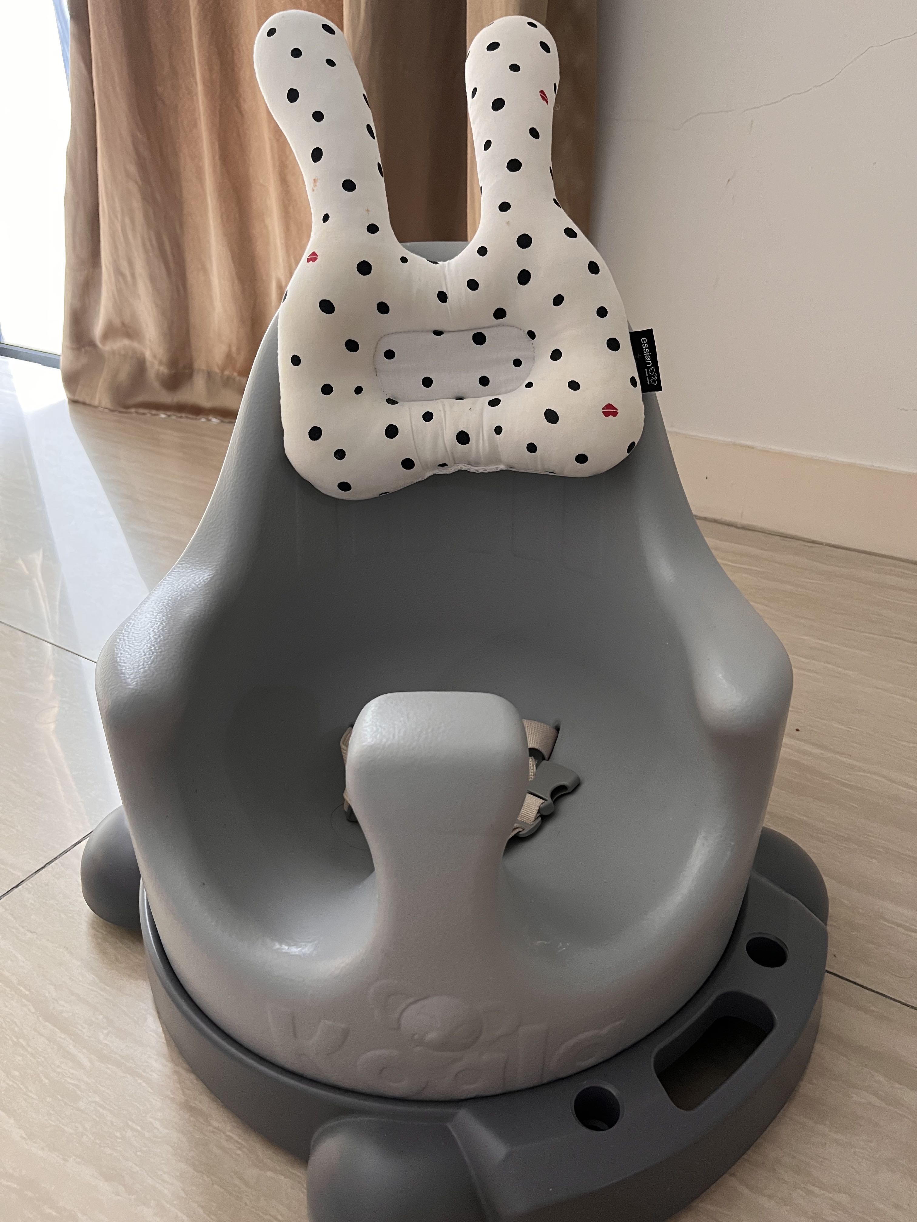 Essian baby top seat