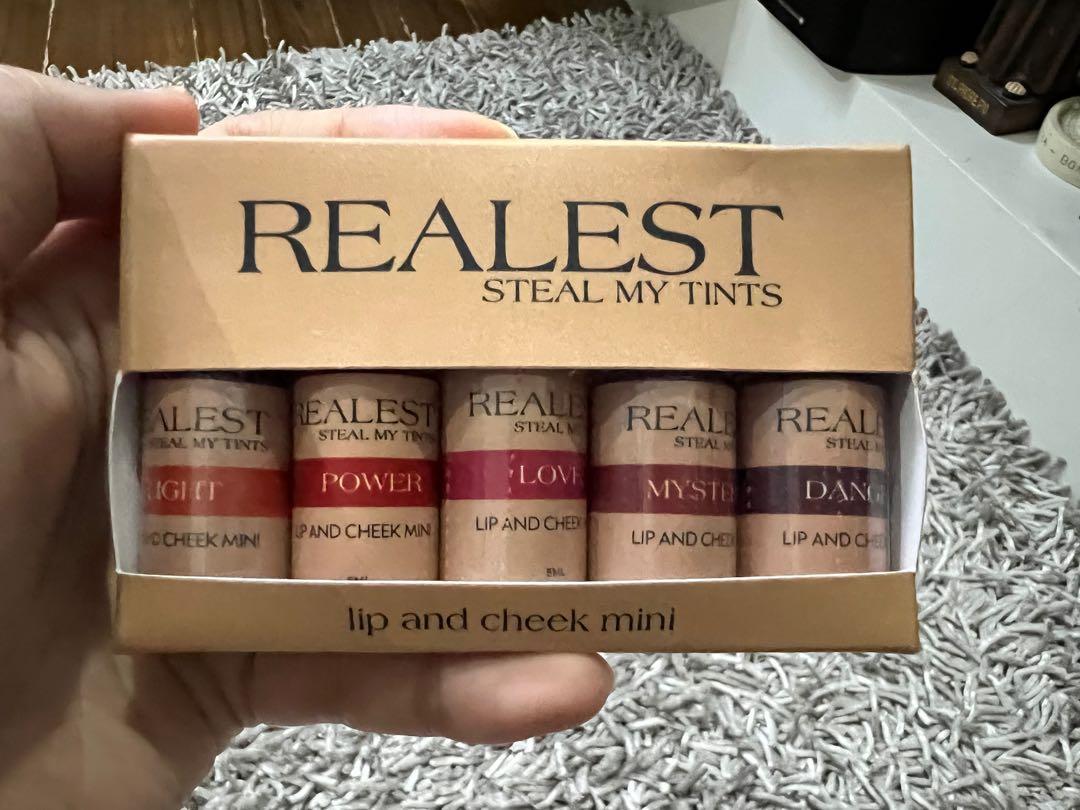 Eye Lashes and Lip Tint (Category: Face Care) located in Makati City. Submitted by chloescorner (Listing ID 1162494708, Image 3). Description: This are all Brand New and never been used. 200 complete set of Eye Lashes extension 200 Lip and Cheek Tint.