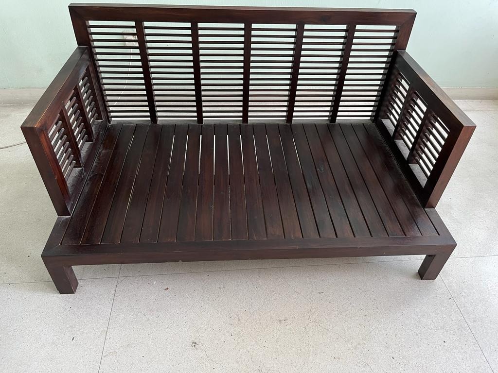 Garage Sale Sofa Set & Table, Furniture & Home Living, Furniture
