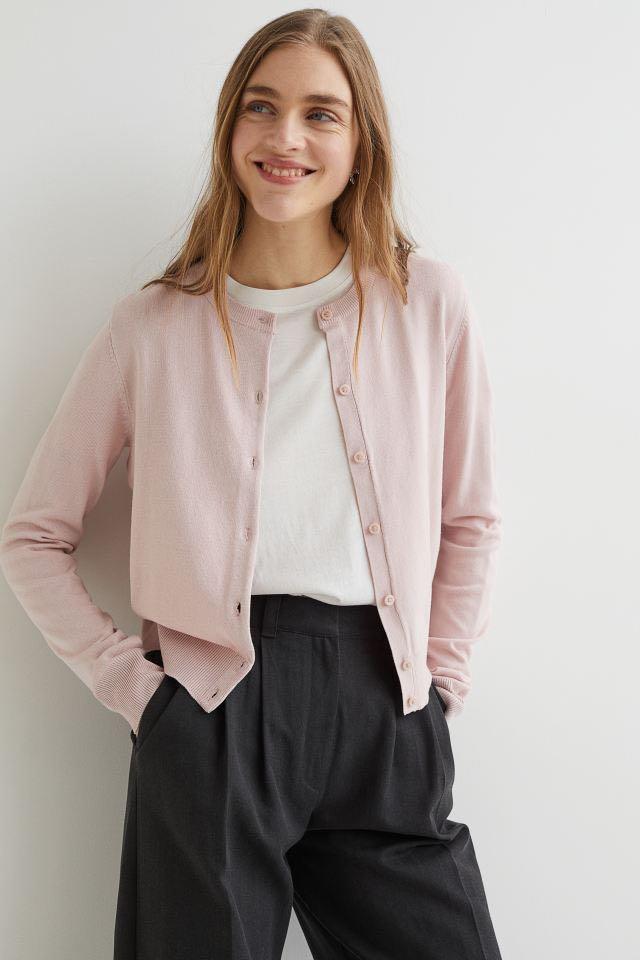 Hu0026M Baby Pink Cardigan, Women's Fashion, Coats, Jackets and Outerwear on  Carousell